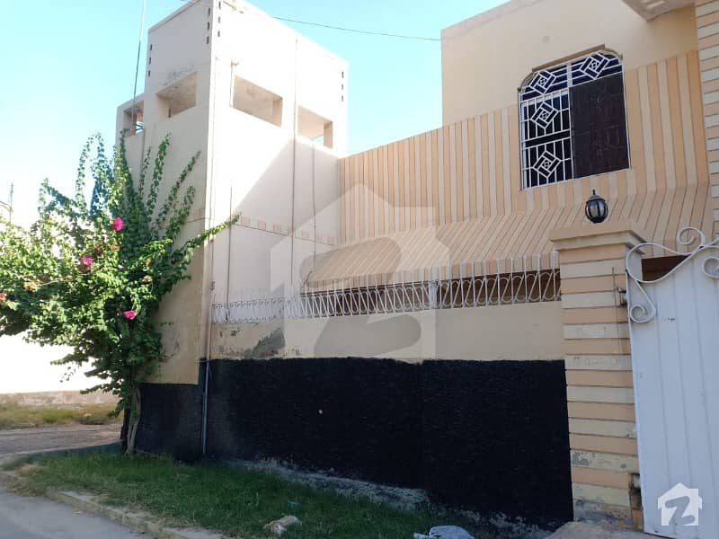 House Is Available For Sale In New Businessman Colony Rahim Yar Khan