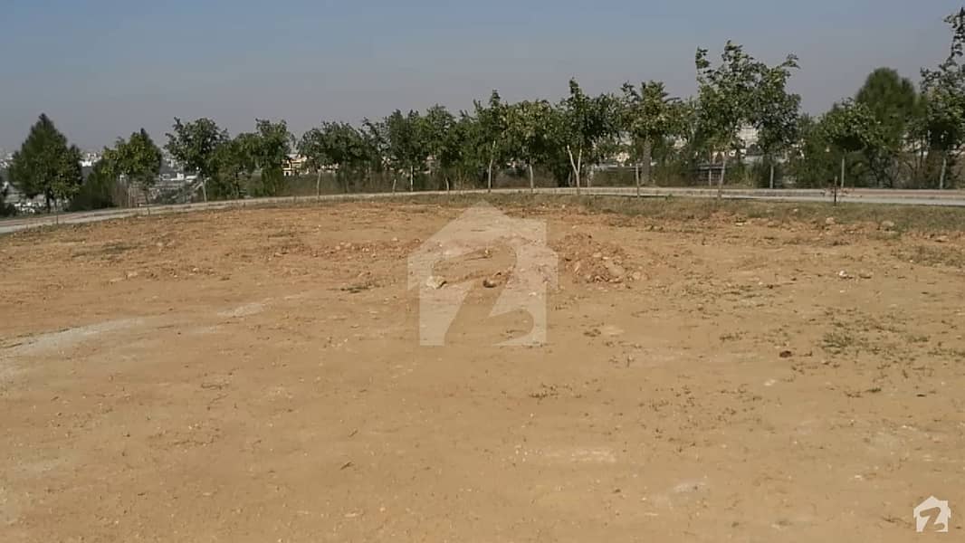 Park face Plot For Sale On Instalments in Garden city zone 3