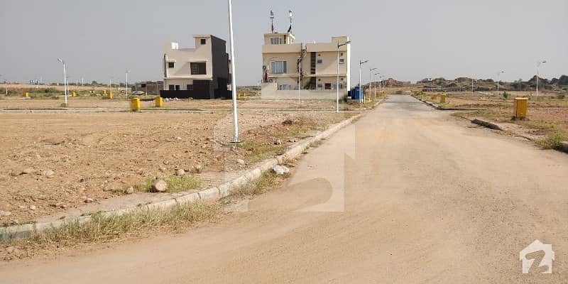 Top Height Location 5 Marla Plot For Sale Block M Phase 8 Bahria Town