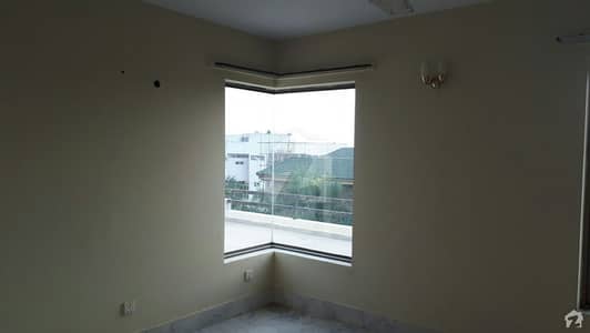 10 Marla Lower Portion Situated In D-12 For Rent 10 Marla Lower Portion Situated In D-12 For Rent