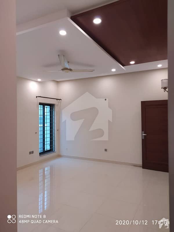 1 Kanal Upper Portion For Rent In Gg Block Phase 4 Dha Lahore