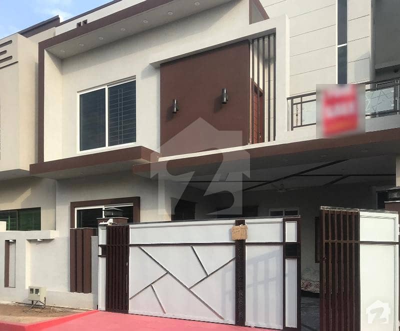 House Is Available For Sale In Fechs