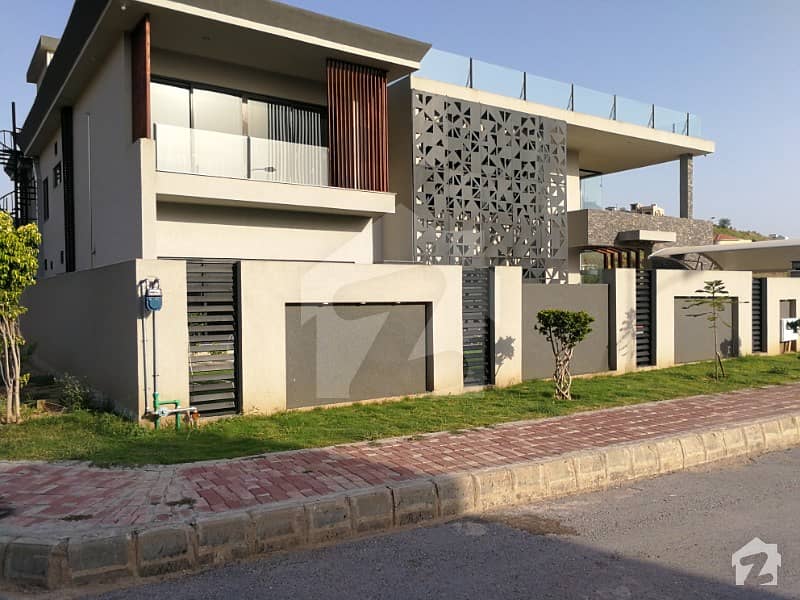 A Brand New 2 Kanal State Of The Art Designer House For Sale