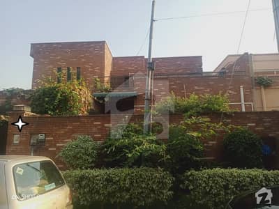 15 Marla Old House For Sale In Gulberg 2 Falcon Colony 15 Marla Old House For Sale In Gulberg 2 Falcon Colony