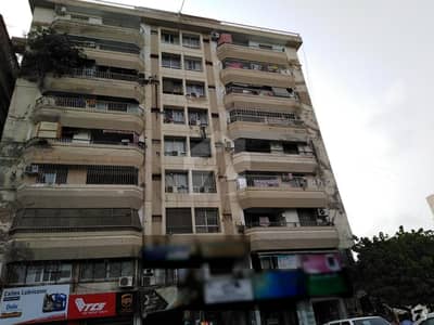 کلفٹن ۔ بلاک 2 کلفٹن کراچی میں 3 کمروں کا 8 مرلہ فلیٹ 1.8 کروڑ میں برائے فروخت۔ کلفٹن ۔ بلاک 2 کلفٹن کراچی میں 3 کمروں کا 8 مرلہ فلیٹ 1.8 کروڑ میں برائے فروخت۔