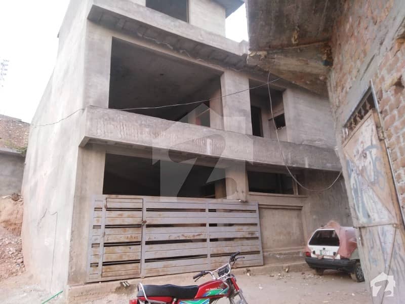پام سٹی راولپنڈی میں 6 کمروں کا 8 مرلہ مکان 85 لاکھ میں برائے فروخت۔