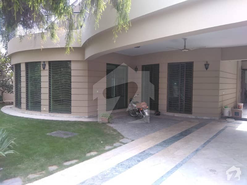 Beautiful Six Bedrooms House Is Available For Sale In F7 Islamabad