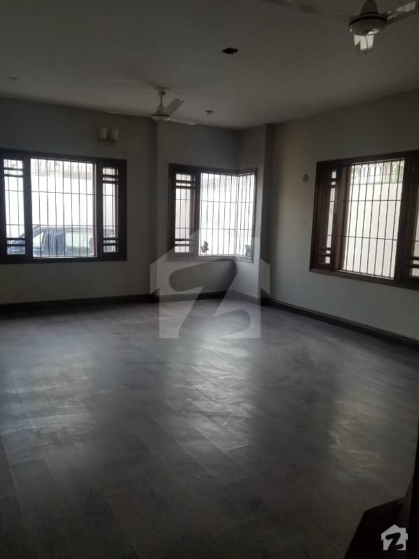 House Sized 500 Square Yards Is Available For Rent In Jamshed Town