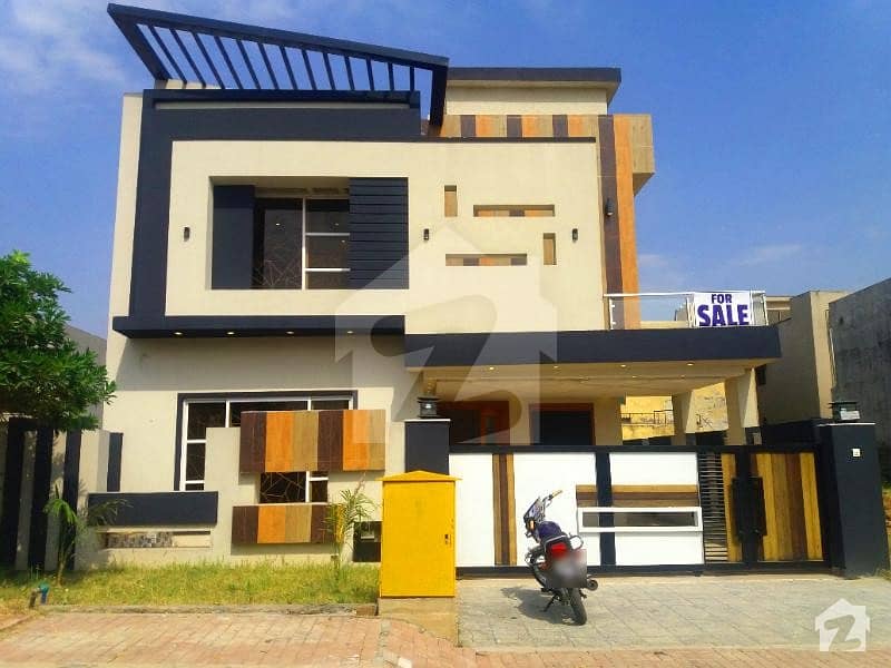 10 Marla House for Sale in Bahria Town Rawalpindi Phase 8 Sector E