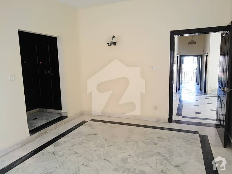 Separate Gate Kanal Upper Portion Available For Rent In I8 Islamabad