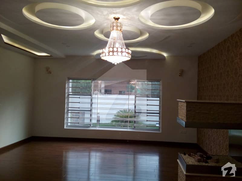 1 Kanal Beautiful House For Sale In Wapda Town Phase 1