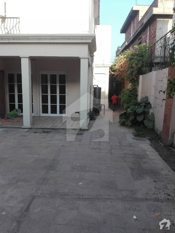 2 Kanal Double Storey Well Maintained House