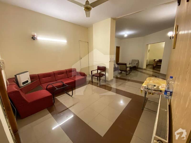 F-11 Fully Furnished 4th Floor Flat For Rent Good Furnished