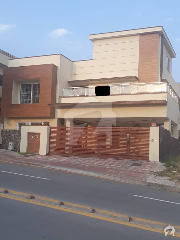 One Kanal House For Sale Phase 3
