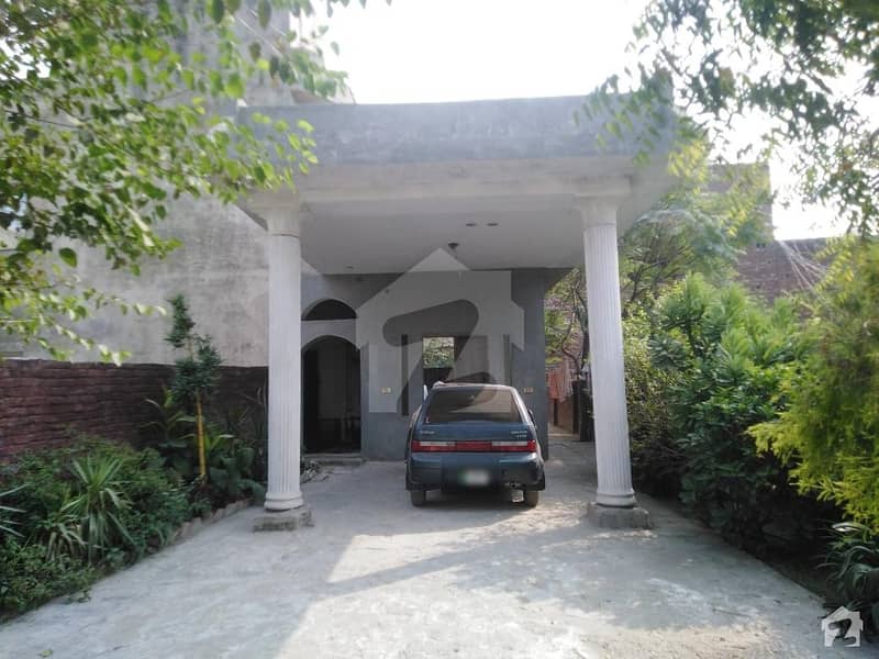 House In Aitchison Society Sized 1 Kanal Is Available