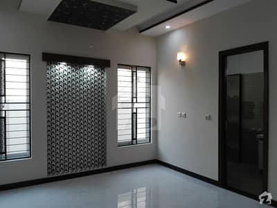 5 Marla House In Raiwind Road Is Available 5 Marla House In Raiwind Road Is Available