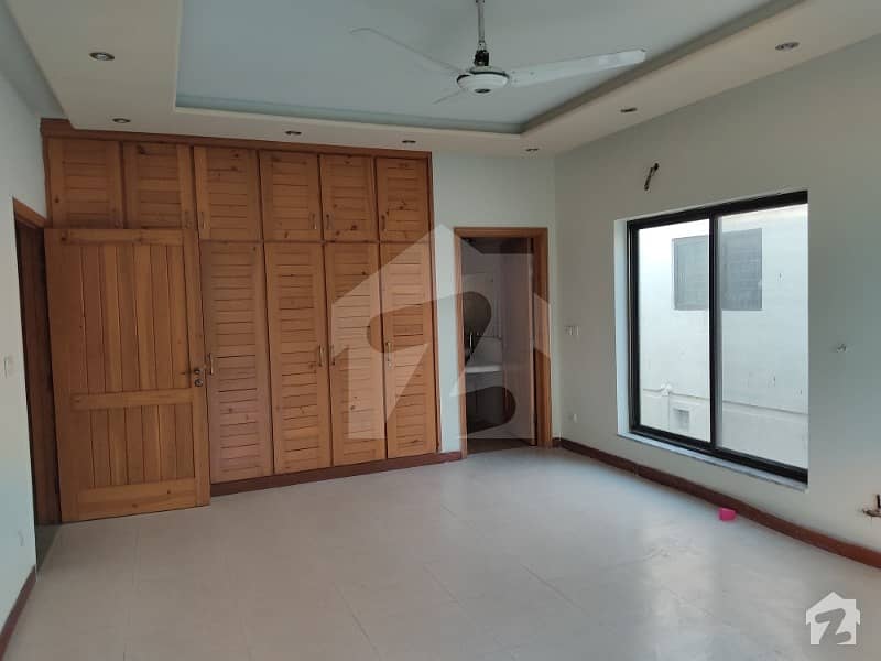 Kanal Upper Portion Available For Rent