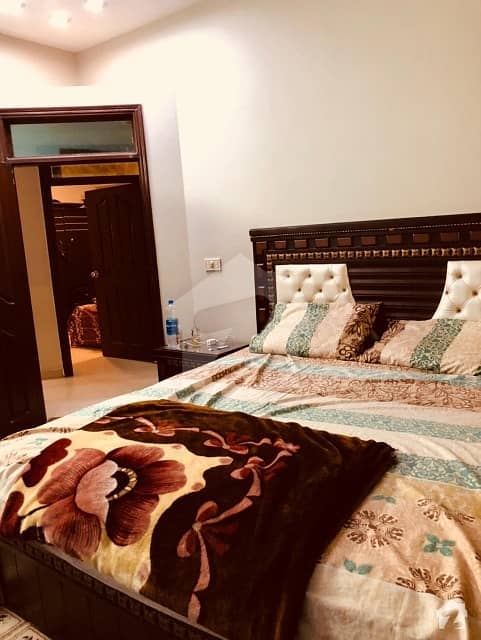 کلفٹن ۔ بلاک 3 کلفٹن کراچی میں 3 کمروں کا 8 مرلہ فلیٹ 2.25 کروڑ میں برائے فروخت۔
