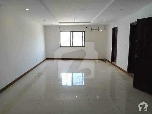 1 Bed Attached Bath Tv Lounge Kitchen Apartment For Rent