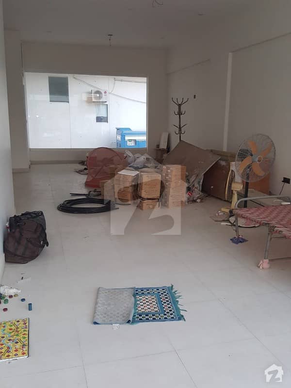 950  Square Feet Shop For Rent In Khayaban-E-Ittehad Road