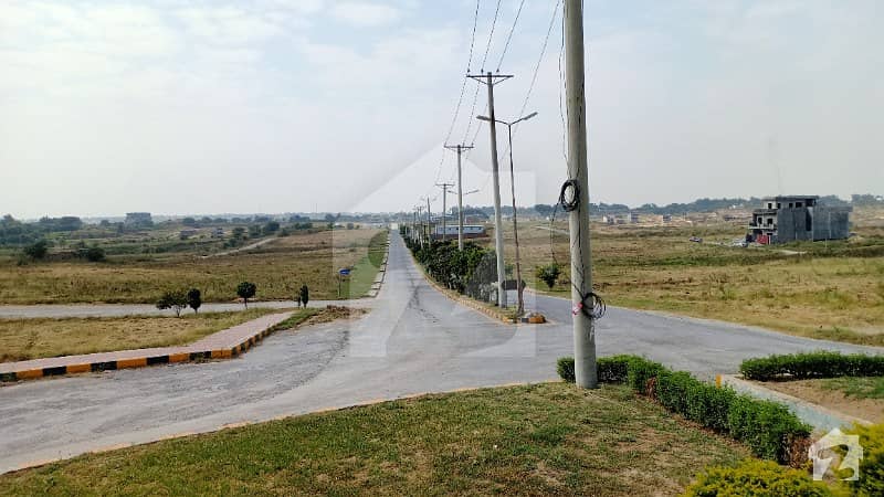 5 marlah Plot For Sale In University Town Block C Islamabad 5 marlah Plot For Sale In University Town Block C Islamabad