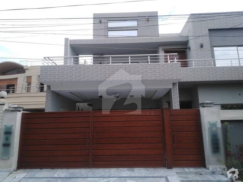 Township 4500  Square Feet Upper Portion Up For Rent