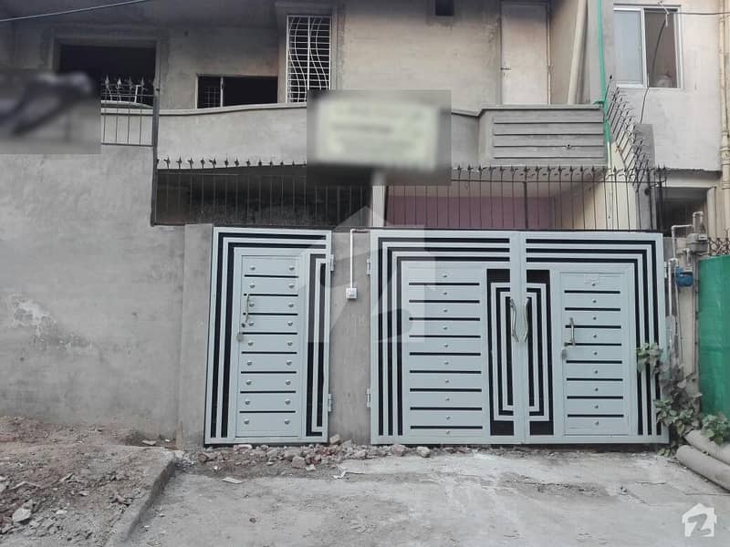 Allama Iqbal Town 2250  Square Feet Lower Portion Up For Rent