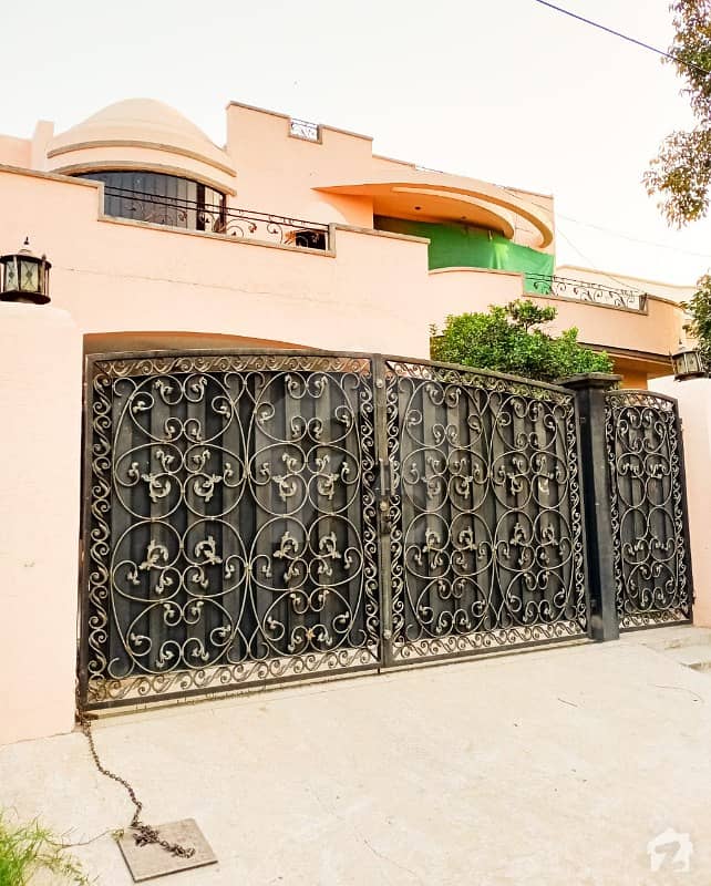 1 Kanal House In Judicial Colony For Sale At Good Location