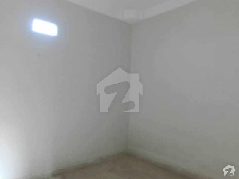 Korangi 450 Square Feet Flat Up For Sale