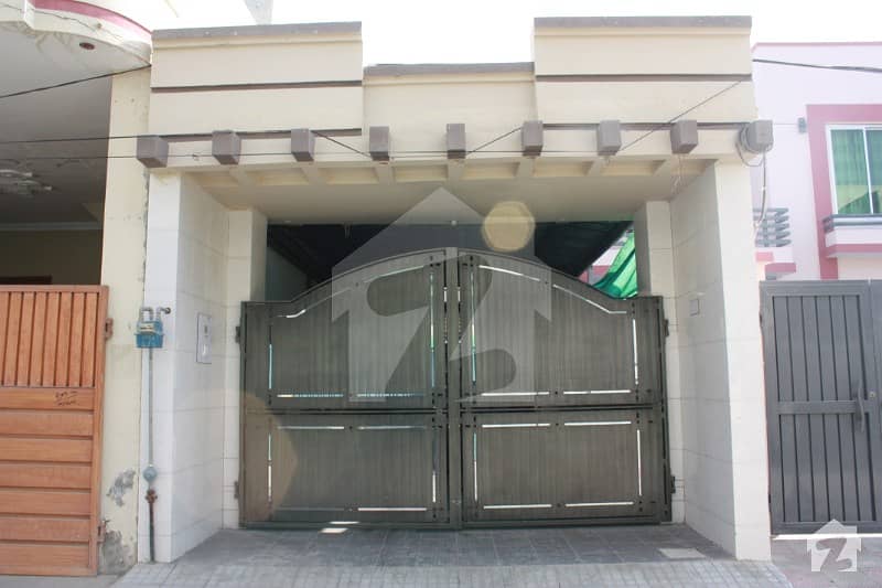 House Sized 2925  Square Feet Is Available For Sale In Sajid Awan Colony