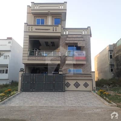 ڈی ۔ 12/1 ڈی ۔ 12 اسلام آباد میں 4 کمروں کا 5 مرلہ مکان 2.95 کروڑ میں برائے فروخت۔ ڈی ۔ 12/1 ڈی ۔ 12 اسلام آباد میں 4 کمروں کا 5 مرلہ مکان 2.95 کروڑ میں برائے فروخت۔