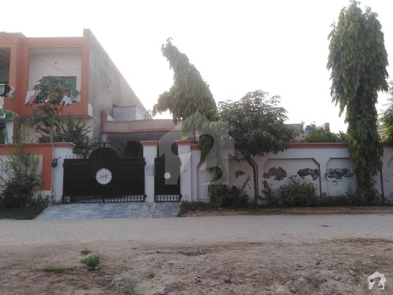 1 Kanal House In Marghzar Officers Colony For Sale