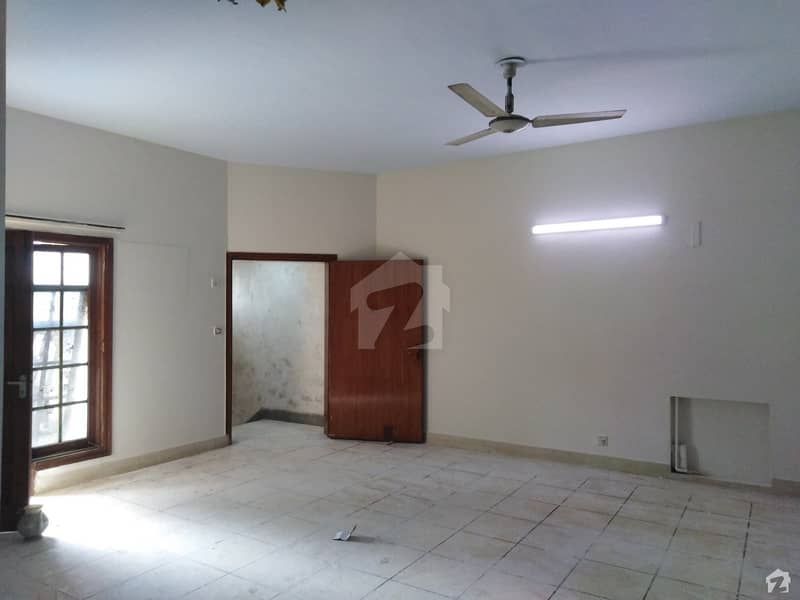 5 Marla House For Rent In Lalazar 2