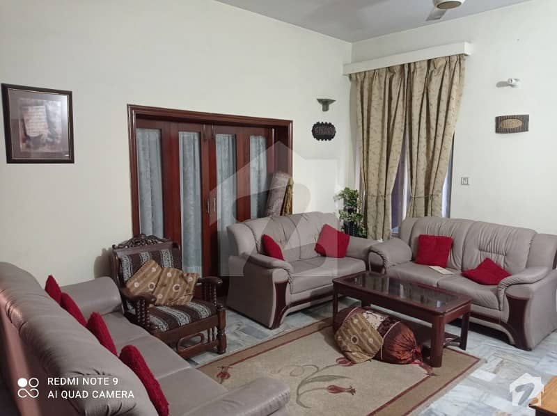 10 Marla Lower Portion Gechs Model Town Link Road 10 Marla Lower Portion Gechs Model Town Link Road