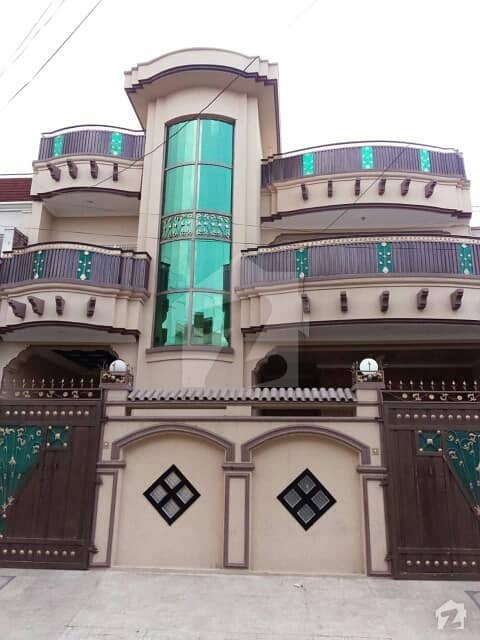 Hayatabad Phase 6 10 Marla Triple Storey House For Rent