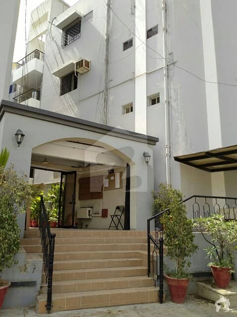 4 Bedroom Apartment For Rent Clifton Block 5
