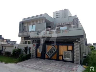 1 Kanal House For Sale In DC Colony 1 Kanal House For Sale In DC Colony