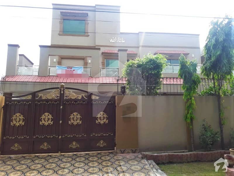 Kanal Double Storey House For Sale On 80 Feet Road