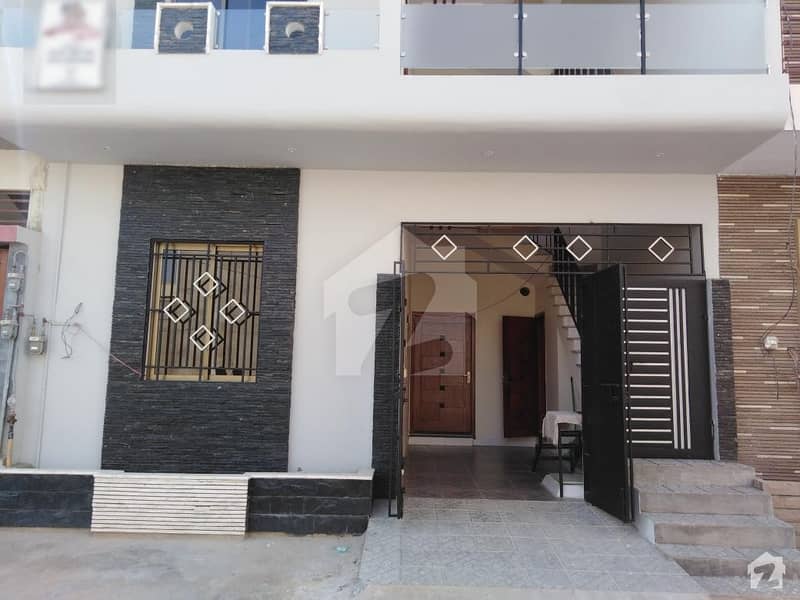 سادی ٹاؤن - بلاک 5 سعدی ٹاؤن سکیم 33 کراچی میں 4 کمروں کا 5 مرلہ مکان 1.75 کروڑ میں برائے فروخت۔