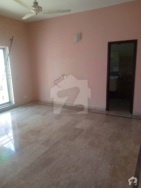 1 Kanal Upper Portion For Rent In Available