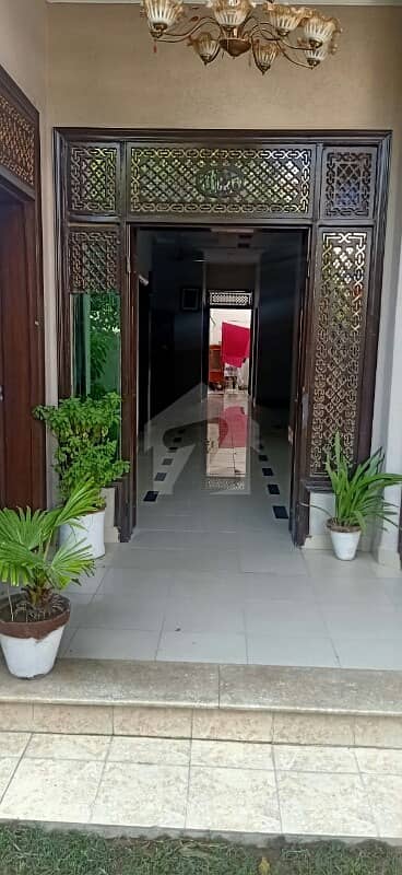 12.5 Marla Corner Double Storey Bungalow Full Marble Tile Some Metiral For Sale