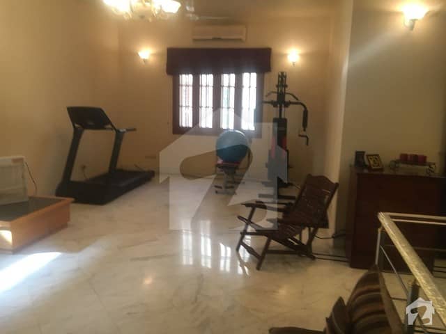 500 Yards Bungalow for rent