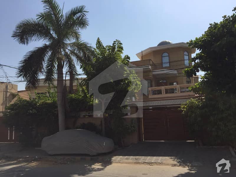 600 Yards 2 Unit Bungalow Available For Sale In Dha Phase 5