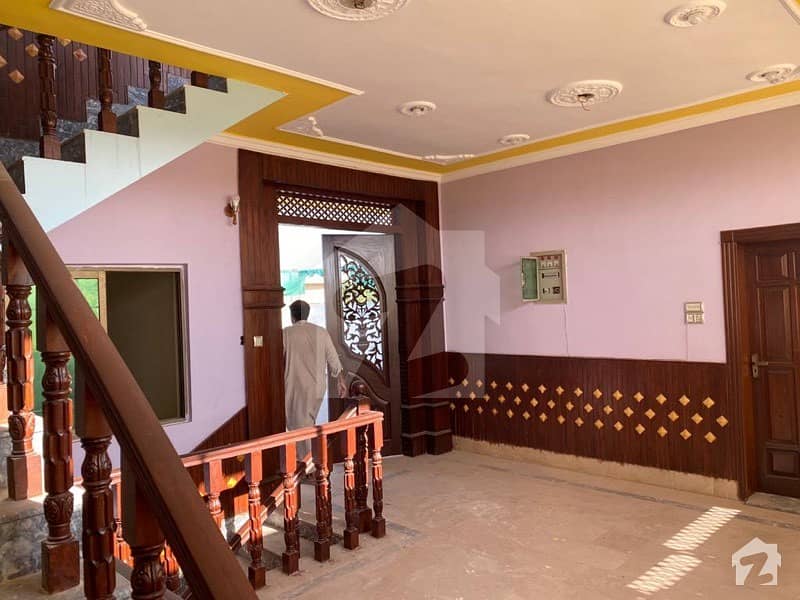 پرنس روڈ بہارہ کھوہ اسلام آباد میں 3 کمروں کا 10 مرلہ مکان 1.3 کروڑ میں برائے فروخت۔