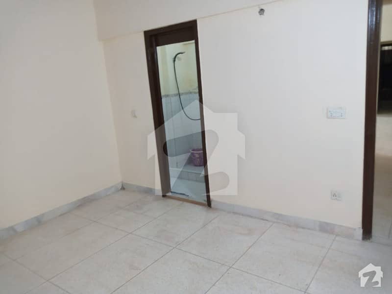 Flat For Rent 2nd Floor 3 Bedrooms Drawing Dining Road Side In Pechs Block 3 Flat For Rent 2nd Floor 3 Bedrooms Drawing Dining Road Side In Pechs Block 3