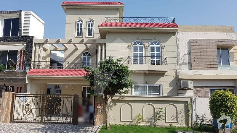 11 Marla Triple Story House For Sale In City Housing