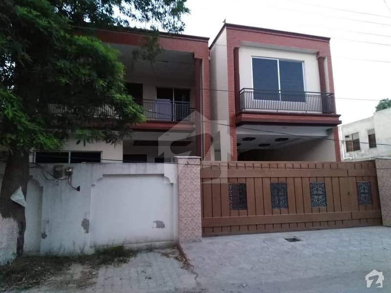 10 Marla House In Khayaban-e-Sadiq For Sale