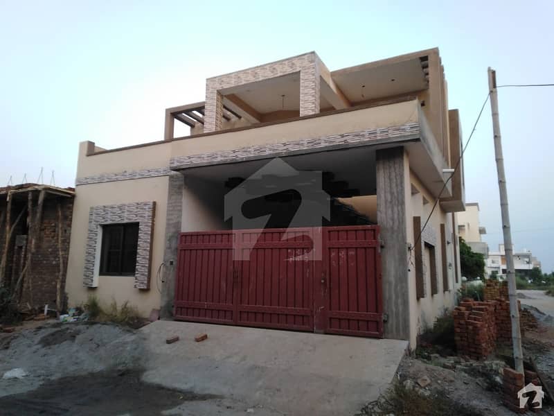 5 Marla House In Khayaban-e-Naveed Is Available