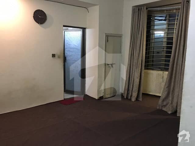 D Type Flat 3rd Floor Ibnsena Road For Rent Ideal Location Near Family Or Bachelor