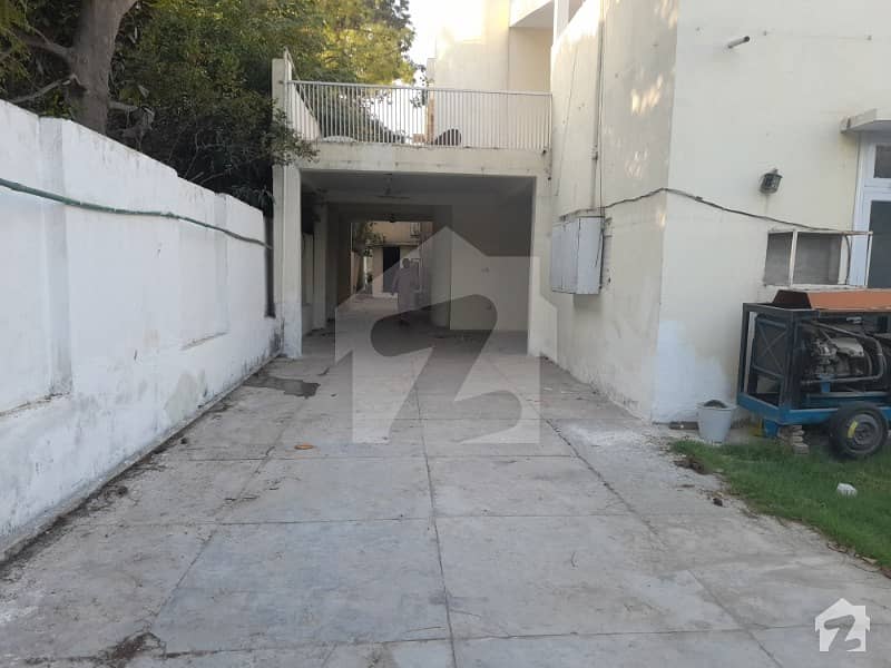 House For Rent Situated In Shami Road